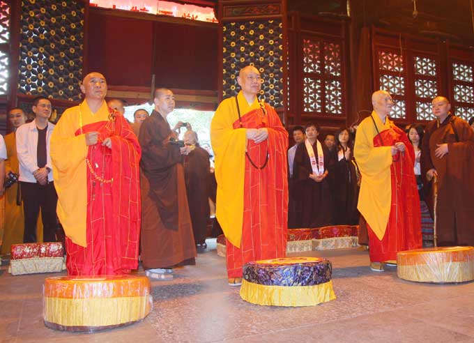 「普陀山」普陀山普济寺奉赠台湾灵鹫山毗卢观音圣像开光法会