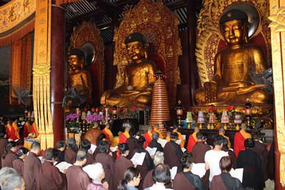 「佛教」广州大佛寺“药师宝忏”圆满结束 僧俗大众共修拜忏法会