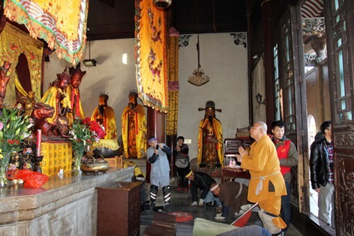 「九华山」山东博山正觉寺释仁炟法师三步一叩朝礼九华山圆满