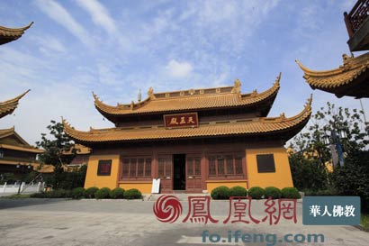 「佛教」江苏太仓同觉寺辞旧迎新撞钟、洒净祈福法会