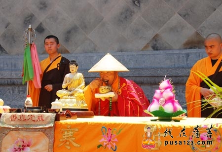 「寒山寺」姑苏寒山寺举行隆重的托钵乞食法会 「寒山寺」姑苏寒山寺举行隆重的托钵乞食法会