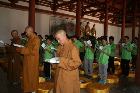 甘肃敦煌雷音寺举办首届