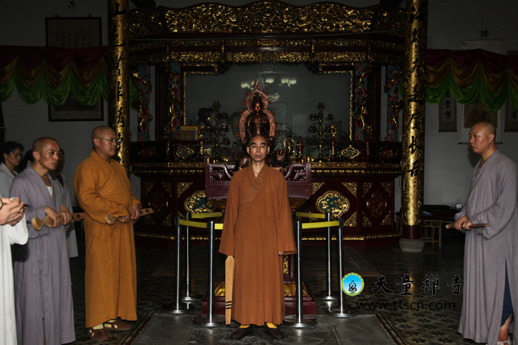 「佛教」浙江宁波天童禅寺第二届天童山传统禅七起七仪式举行