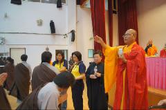 「佛教」第79场三皈五戒 台湾高雄女监近百人喜受五戒