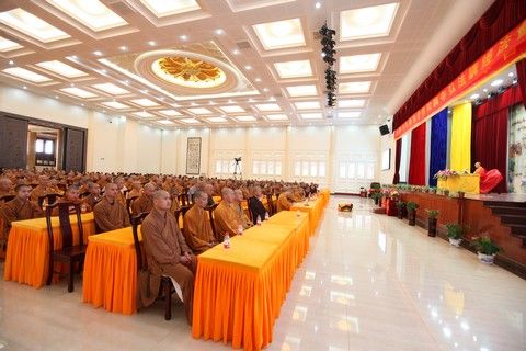 「佛教」普陀山学院会闲法师《佛门中的善女人》讲座