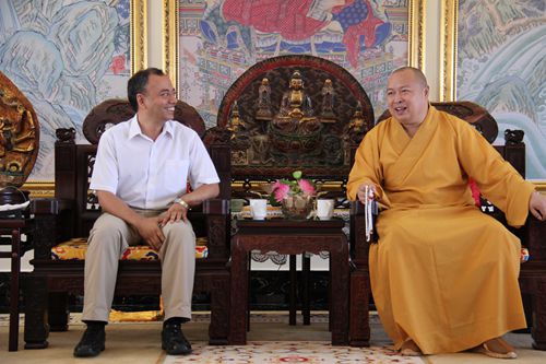 「佛教」印顺大和尚亲切会见尼泊尔阿尼哥协会会长Dr.Sarbottam一行 「佛教」印顺大和尚亲切会见尼泊尔阿尼哥协会会长Dr.Sarbottam一行