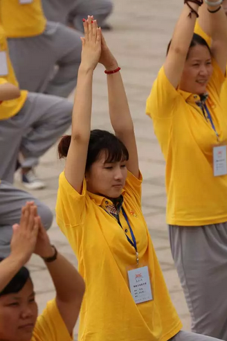 「瑜伽」2015-7-22水岩寺「慈海之光」夏令营第五日 「瑜伽」2015-7-22水岩寺「慈海之光」夏令营第五日