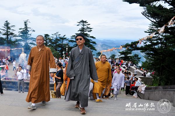 「峨眉山」“2016法鼓山四川历史文化古迹巡礼团”赴峨眉山参访、礼佛