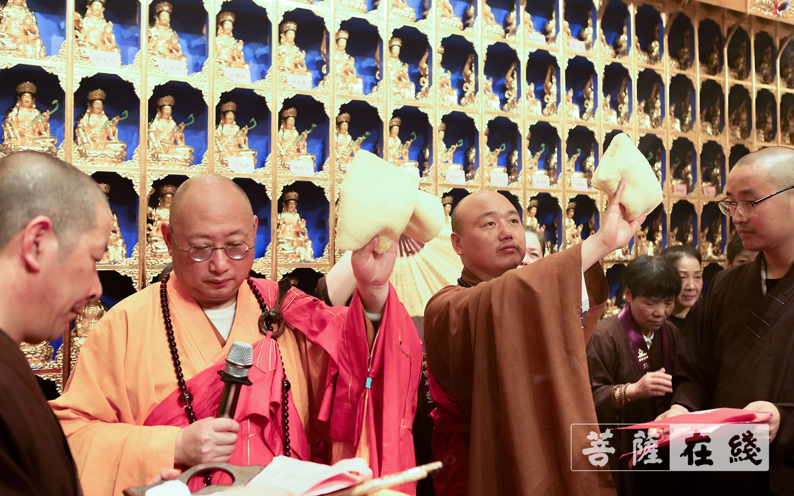 「文殊菩萨」文殊菩萨圣诞 绍兴龙华寺举行五方文殊殿全堂佛像开光法会 「文殊菩萨」文殊菩萨圣诞 绍兴龙华寺举行五方文殊殿全堂佛像开光法会