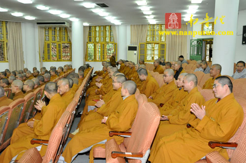 「佛教」闽南佛学院召开2011年春季开学大会 「佛教」闽南佛学院召开2011年春季开学大会