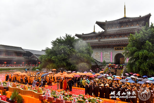 「释迦牟尼」四川峨眉山各寺举行盛大法会恭祝佛陀圣诞