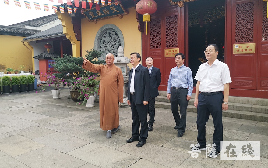 「绍兴」绍兴市人大副主任王继岗一行前往龙华古寺调研宗教工作 「绍兴」绍兴市人大副主任王继岗一行前往龙华古寺调研宗教工作