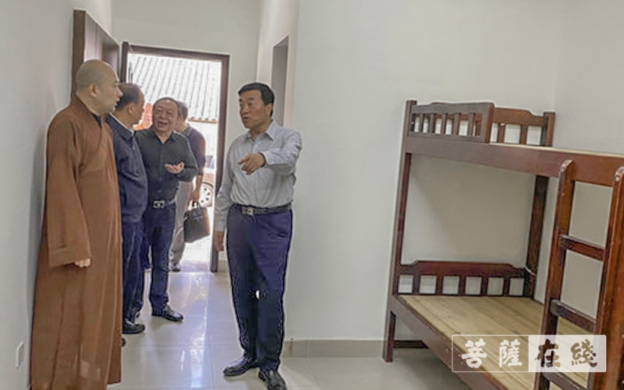 「李民」湖南省政协副主席李民前往湖南佛学院进行“加强湖南省宗教人才培养”调研 「李民」湖南省政协副主席李民前往湖南佛学院进行“加强湖南省宗教人才培养”调研