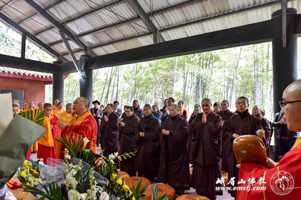 「峨眉山」常真老法师追悼会在四川峨眉山伏虎寺举行