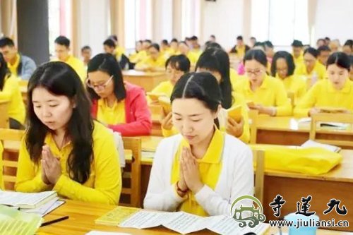 「吉祥经」初沐法雨点亮心光 悦意吉祥暇满人身——果清法师讲解《吉祥经》