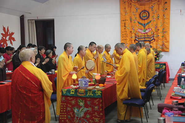 「佛教」江苏南京栖霞古寺今天上午启建2013地藏法会