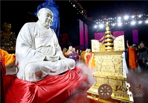 「佛教」感恩这个时代，感恩与你同行 ——2017年万众普佛供灯祈福大典