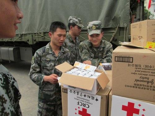 「慈生堂蜂蜜」慈生堂携十万袋蜂蜜赴云南慰劳抗震救灾