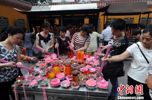 「开元寺」福建福州开元寺举行观音诞祈福法会 「开元寺」福建福州开元寺举行观音诞祈福法会