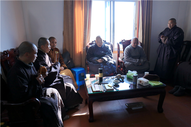 「大安法师」大安法师赶赴云居山悼念一诚长老