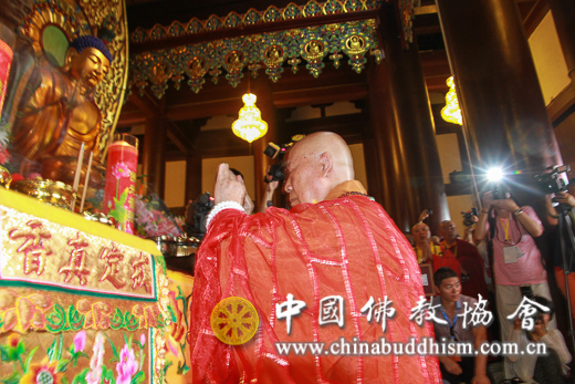 「佛教」中韩日三国佛教界在海南三亚隆重举行祈祷世界和平大法会 「佛教」中韩日三国佛教界在海南三亚隆重举行祈祷世界和平大法会
