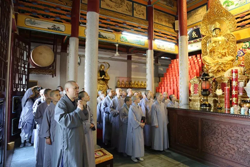 「佛教」闽南佛学院女众部本三班到虎溪岩寺拓展课外丛林实务参学 「佛教」闽南佛学院女众部本三班到虎溪岩寺拓展课外丛林实务参学
