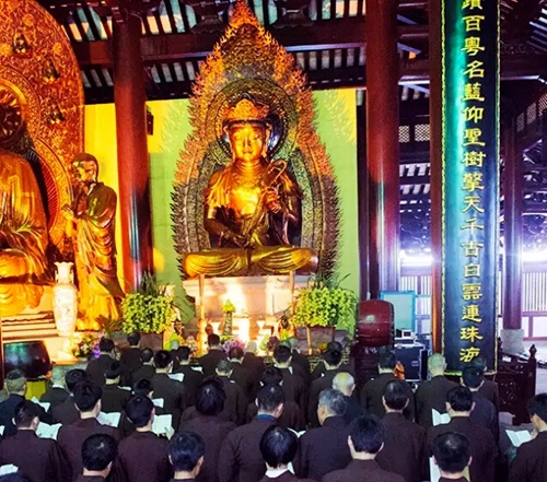 「佛教」广东广州光孝寺三皈五戒法会圆满举行