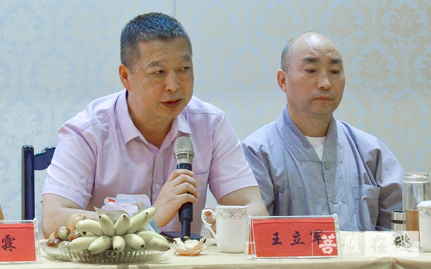 「佛教」峨眉山佛学院举行教师节座谈会