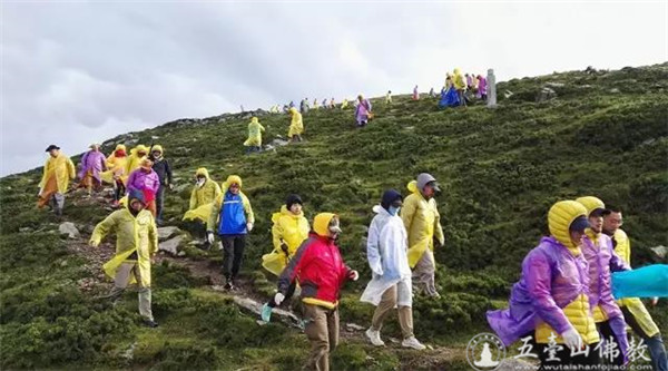 「五台山」五台山文殊洞圆满举办第二届环保朝台行