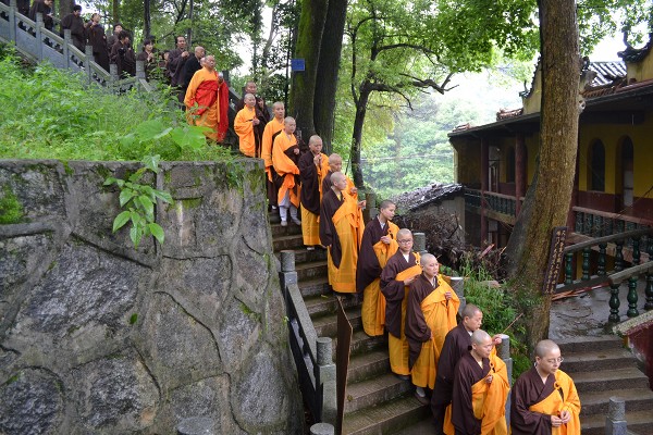 「佛教」湖南东山古寺隆重举行万缘法会熏坛洒净仪式 「佛教」湖南东山古寺隆重举行万缘法会熏坛洒净仪式