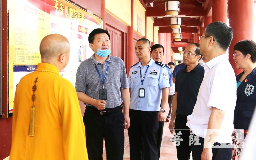 「佛教」江西省委统战部副部长刘伟旗一行赴马祖岩宝兴禅寺调研 「佛教」江西省委统战部副部长刘伟旗一行赴马祖岩宝兴禅寺调研