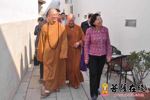「佛教」中佛协学诚会长一行赴福州明旸禅师纪念馆参观指导