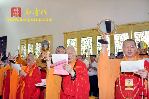「奠基仪式」龙兴寺开光祈福法会暨敬安大师纪念馆奠基仪式隆重举行 「奠基仪式」龙兴寺开光祈福法会暨敬安大师纪念馆奠基仪式隆重举行