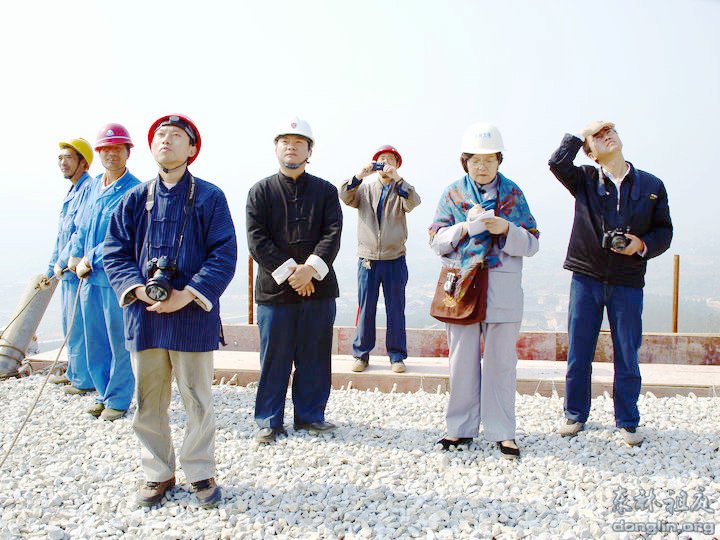 「东林大佛」东林大佛佛首面部26日起吊安装成功 「东林大佛」东林大佛佛首面部26日起吊安装成功