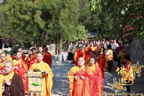 「佛教」新加坡佛教总会副主席法照大和尚一行在太平岩寺举行斋僧植福法会