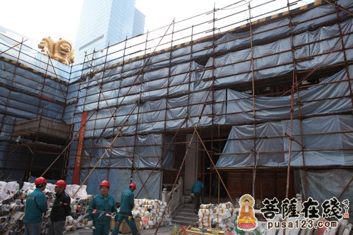 上海静安寺古剎山门重建 今举行吊龙正吻仪式