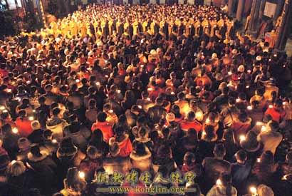 「年夜饭」元旦喜逢腊八 各地寺院施粥祈福迎新年