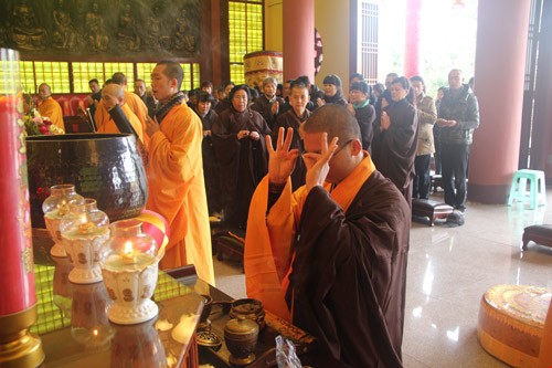 「佛教」厦门石室禅院举行“药师精进关”闭关法会