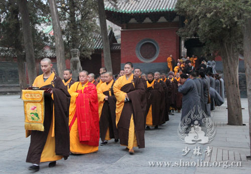 「佛教」河南少林寺方丈永信大和尚率两序大众塔林祭祖