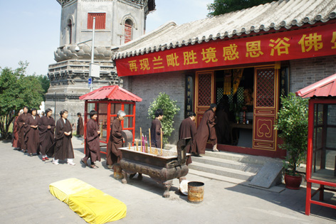 「佛教」北京通州佑胜教寺隆重举行为期三天的三千佛忏法会