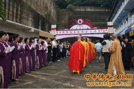 「龙泉寺」台湾彰化龙泉寺第三代住持宏智长老尼圆寂 追思法会举行