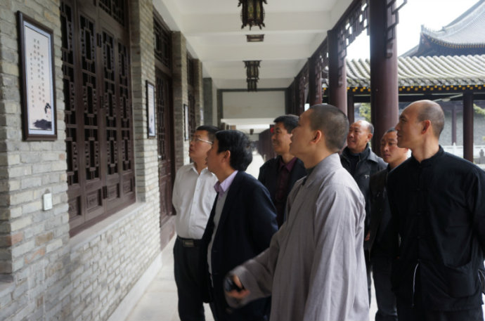 「佛教」江西省修水县黄龙禅寺住持心廉法师一行参访百丈禅寺