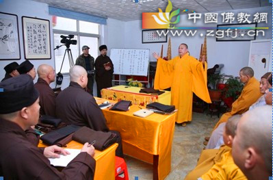 「佛教」河北唐山市迁安石佛古寺成功举办第三期短期出家活动