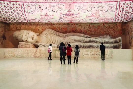 「莫高窟」莫高窟搬进美术馆：大卧佛展现佛教艺术和智慧