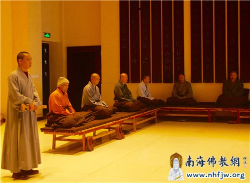 「佛教」本焕学院执事班于湖北大洪山大慈恩寺禅堂起香
