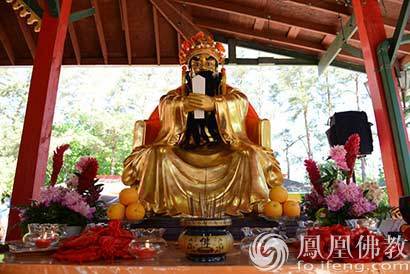 「佛教」加拿大佛教会湛山精舍举行广济龙王菩萨圣像升座仪式