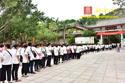 「南普陀寺」普门示现 不忘初心——南普陀寺第九届义工培训大会隆重开幕