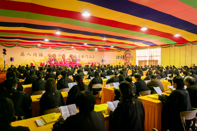「佛教」念佛共修，让我们在这里照见彼此的光明，体会殊胜的法喜