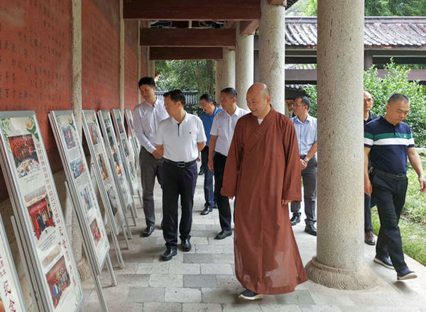 「佛教」湖南省民宗委党组副书记胡建新赴长沙麓山寺检查安全工作
