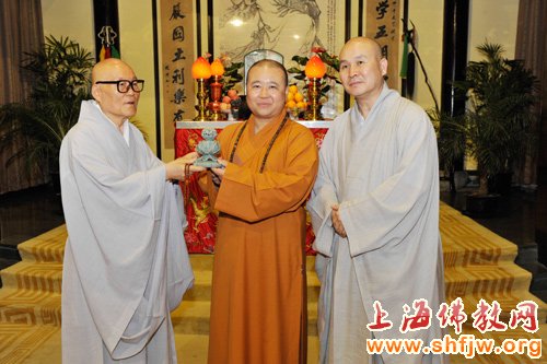 「佛教」韩国佛教圣地巡访团参访上海玉佛禅寺
